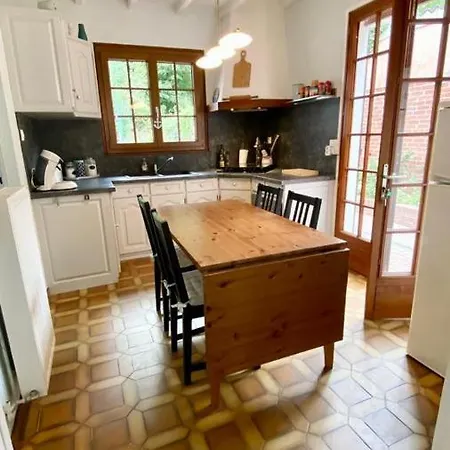 Les Sauterelles Hébergement de vacances *